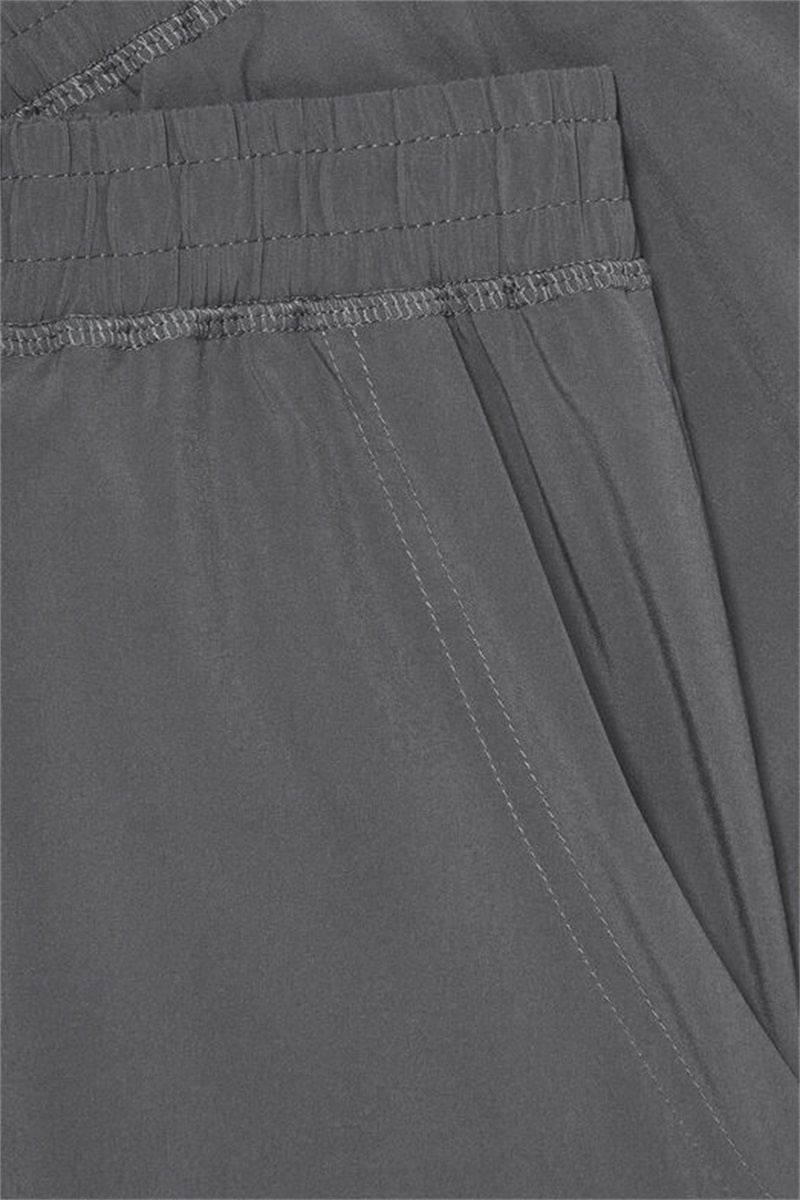 Grey Men's Fila Essentials 7 Inch Shorts | Saudi Arabia-275864