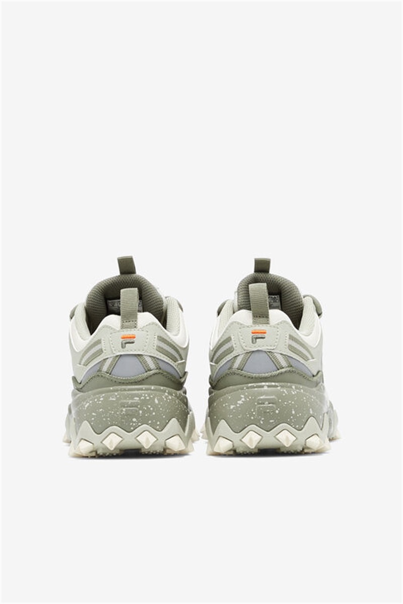 White Women's Fila Oakmont Tr Sneakers | Saudi Arabia-261398