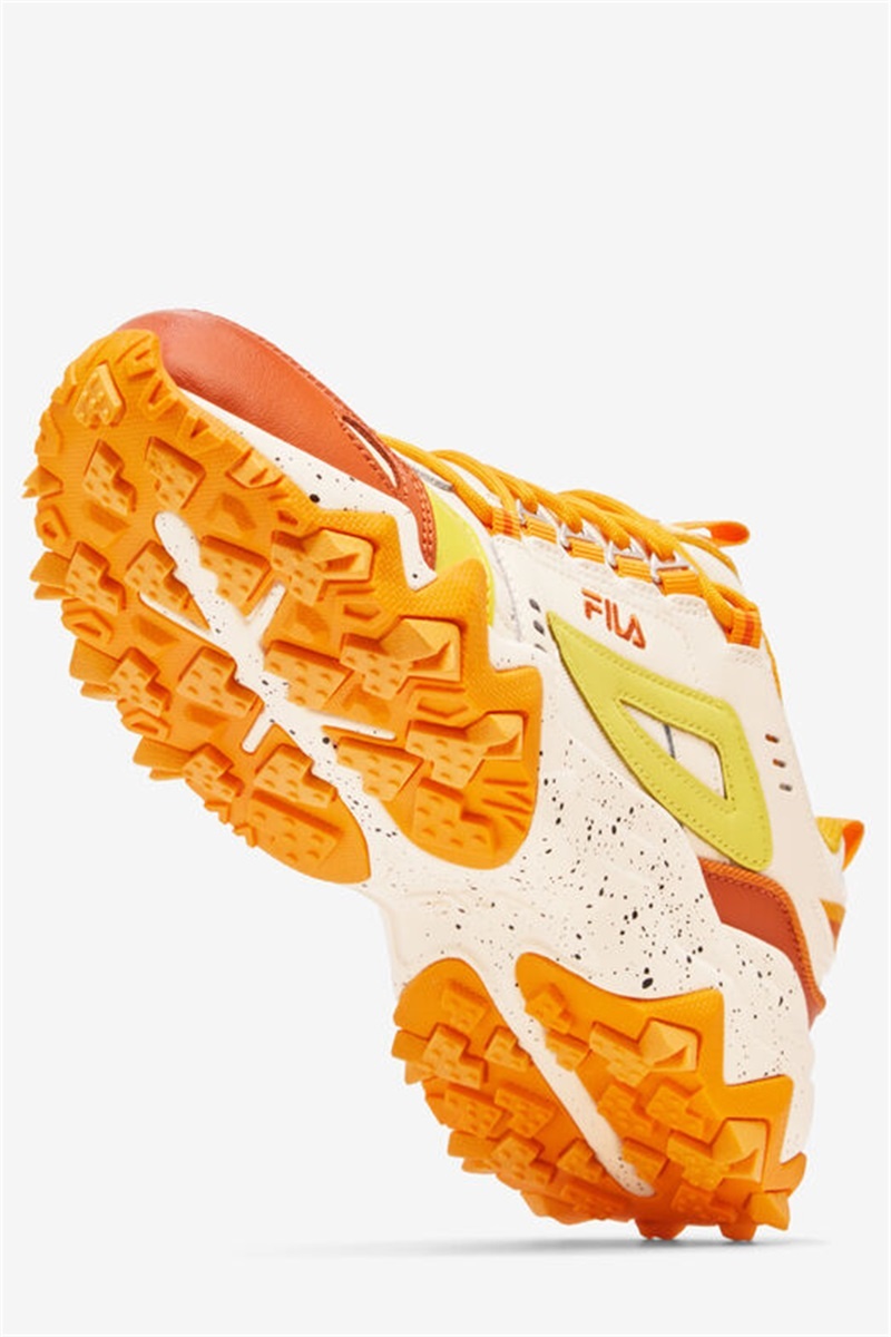 Yellow / Yellow Women's Fila Oakmont Tr Sneakers | Saudi Arabia-584231